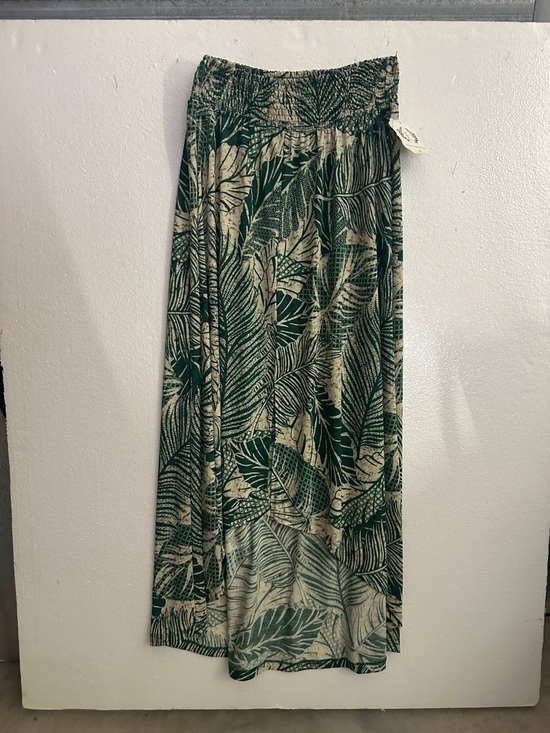 Wishlist Dresses & Skirts - Wishlist Green and Cream Leaf-Print Smocked Waist Maxi Skirt